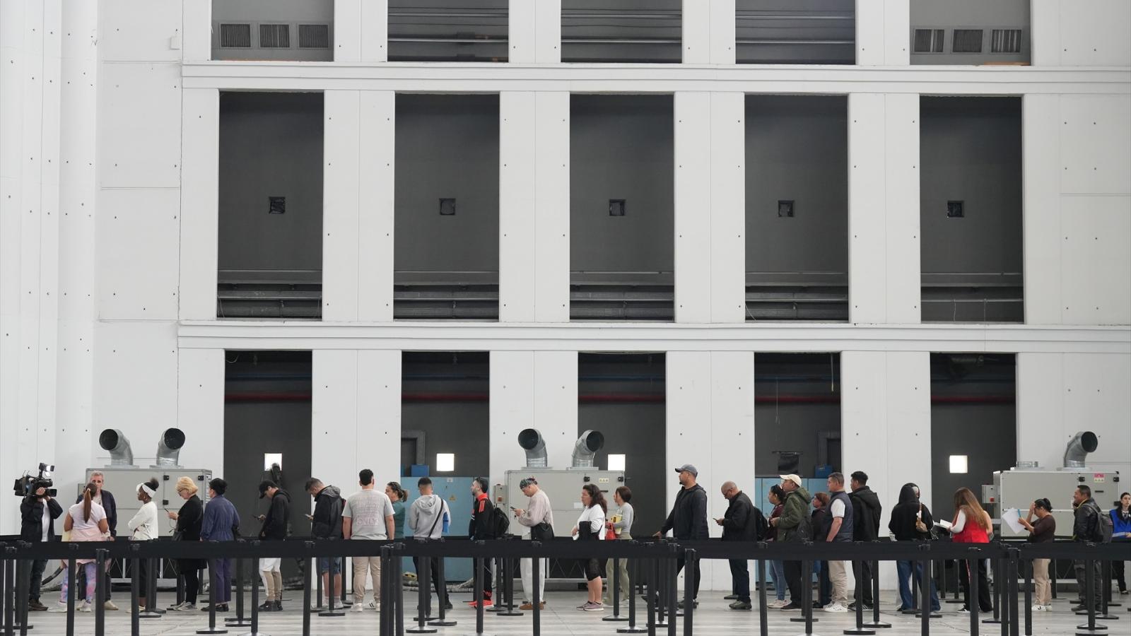 Regulación de migrantes