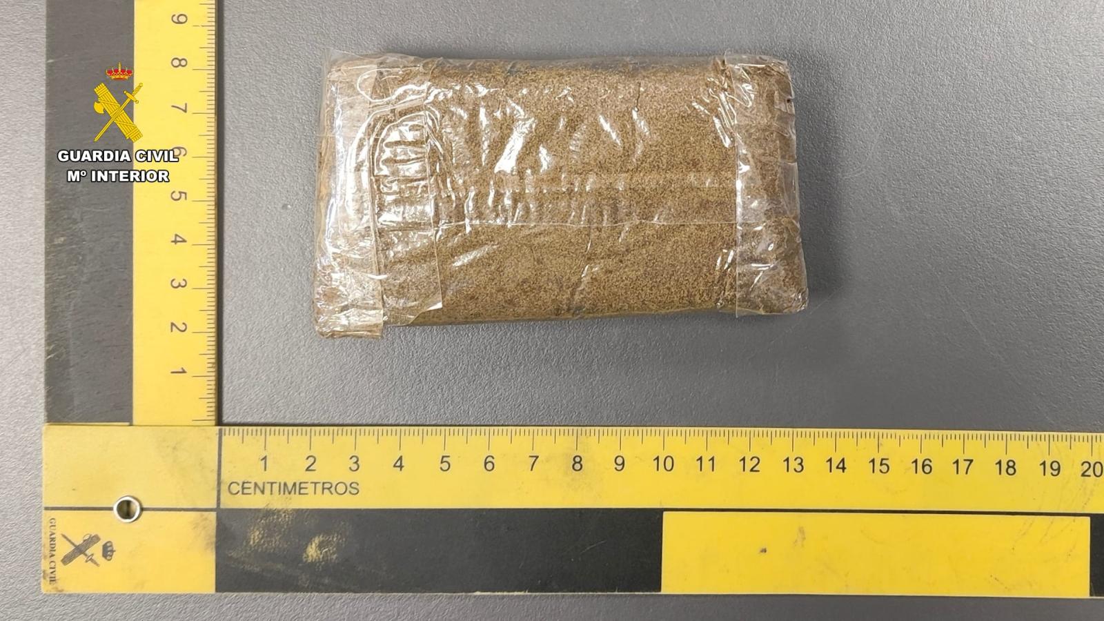 Material incautado por la Guardia Civil