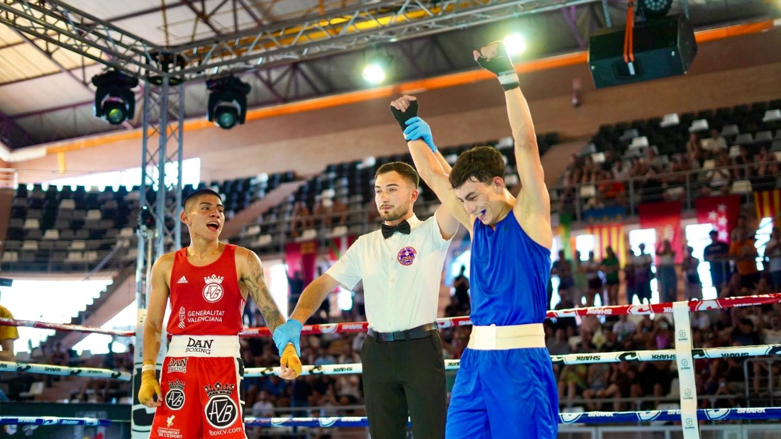 El boxeador pacense Carlos 'Lagartijo' Díaz ya es Campeón de España de boxeo olímpico en -50 kilos