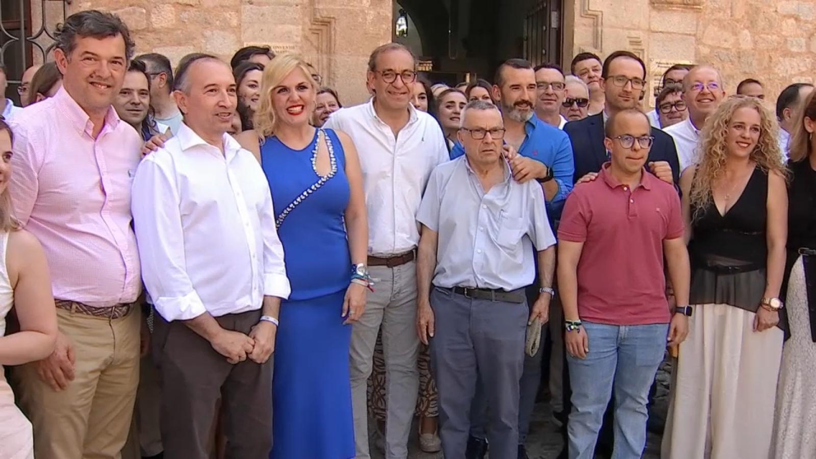 Elena Manzano relevará a Laureano León tras 22 años al frente del partido en Cáceres, mientras Manuel Naharro revalidará su liderazgo en Badajoz