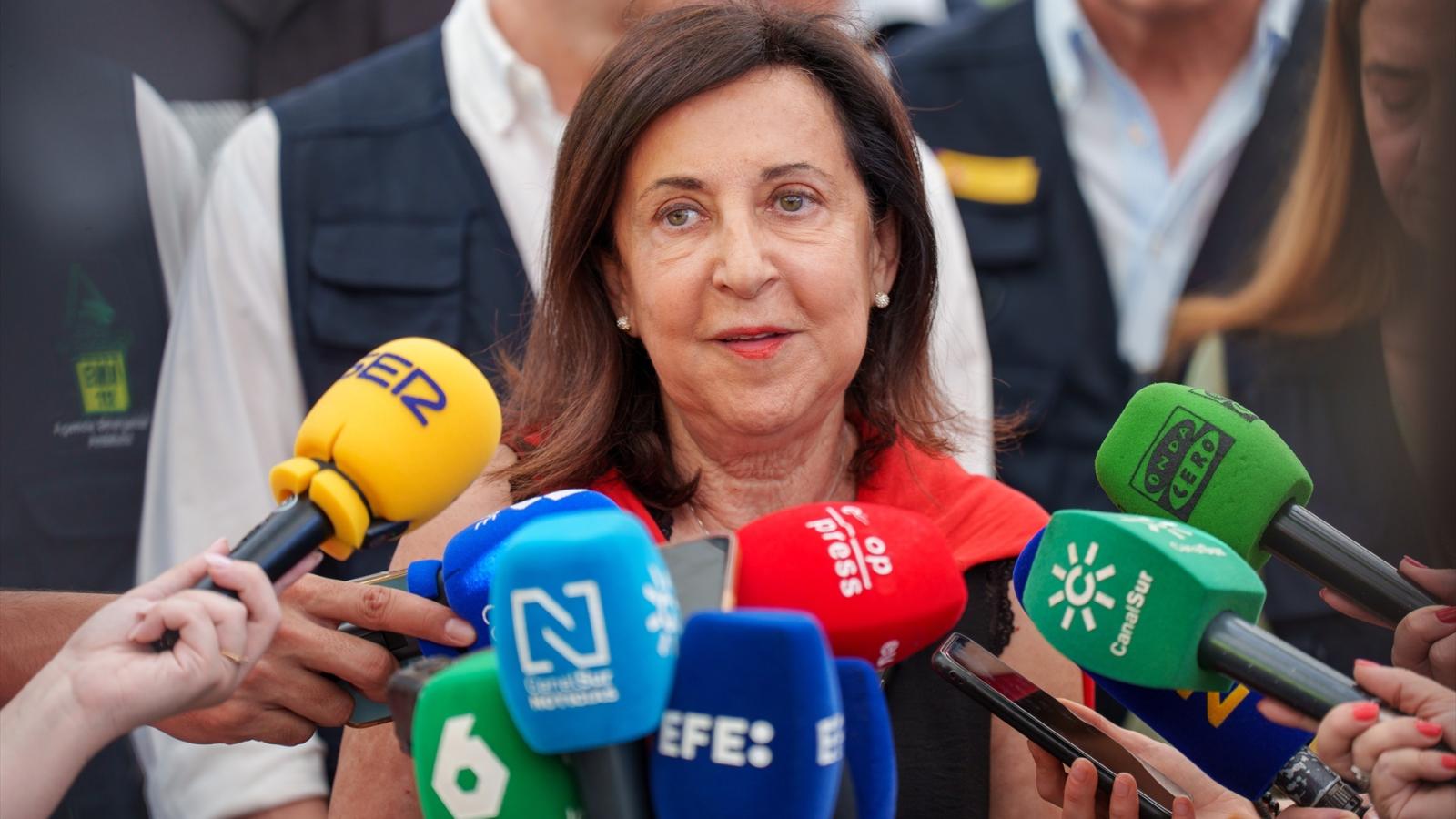 Robles afirma que la crisis migratoria en Ceuta "no es una guerra" y apela a la protección de las personas