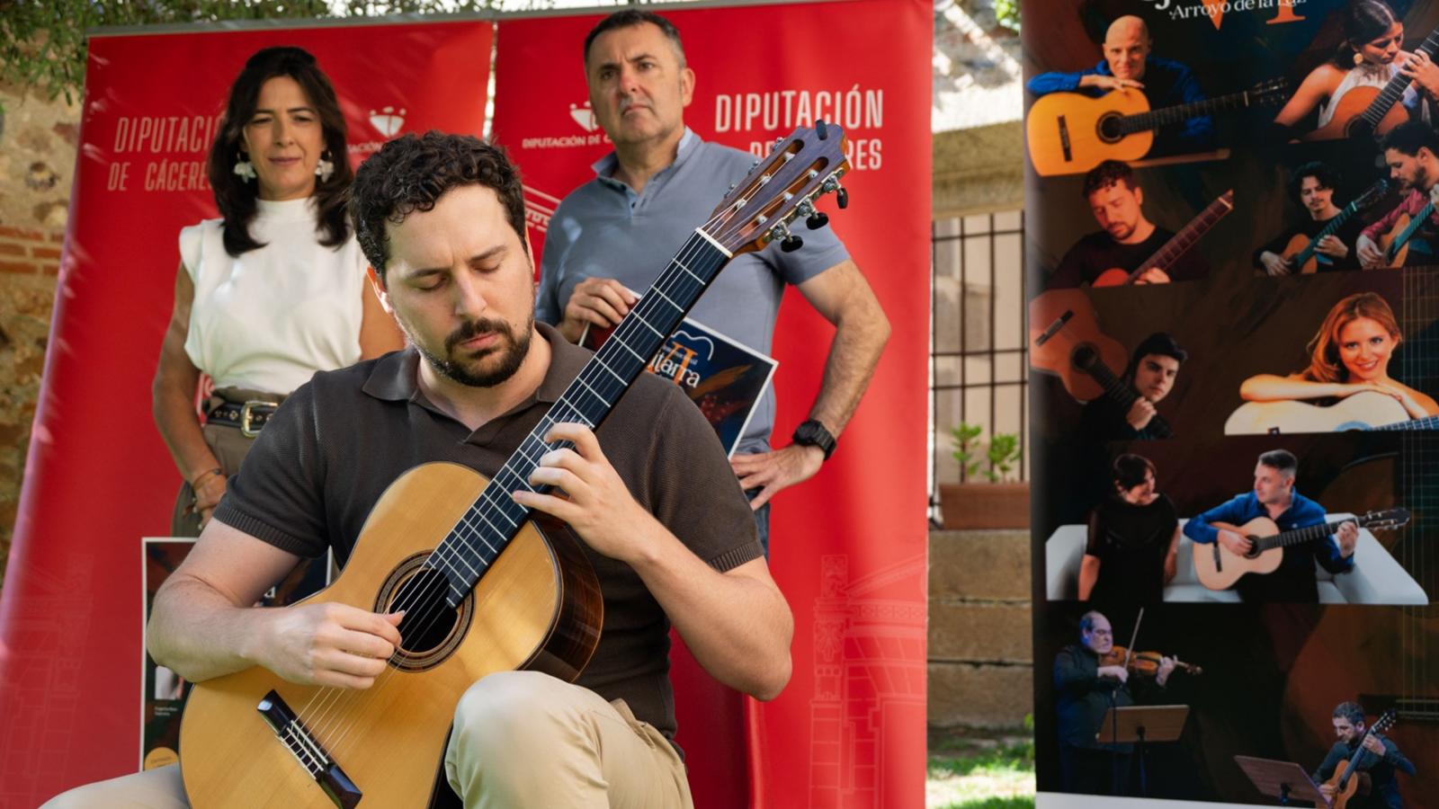 Presentación del IV Festival Internacional de Guitarra de Arroyo de la Luz