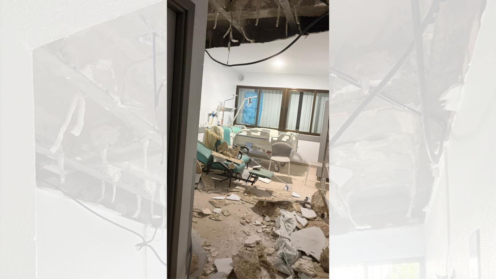 Derrumbe de una parte del techo de una habitación en el Hospital Don Benito-Villanueva.