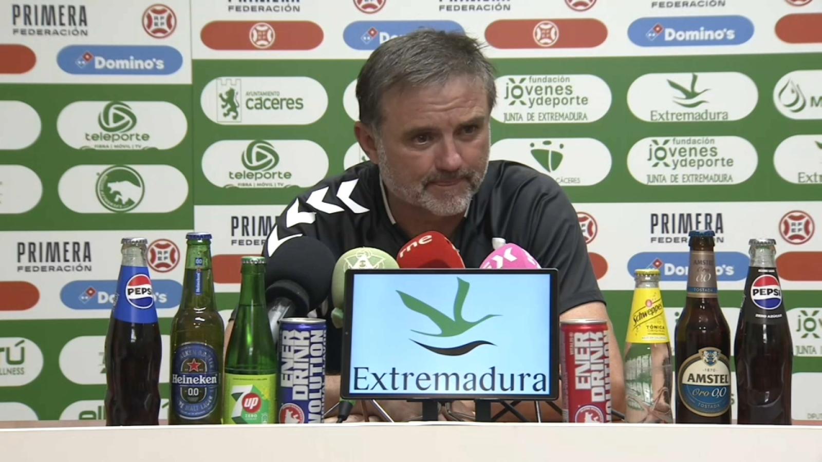 Julio Cobo. Entrenador CP Cacereño