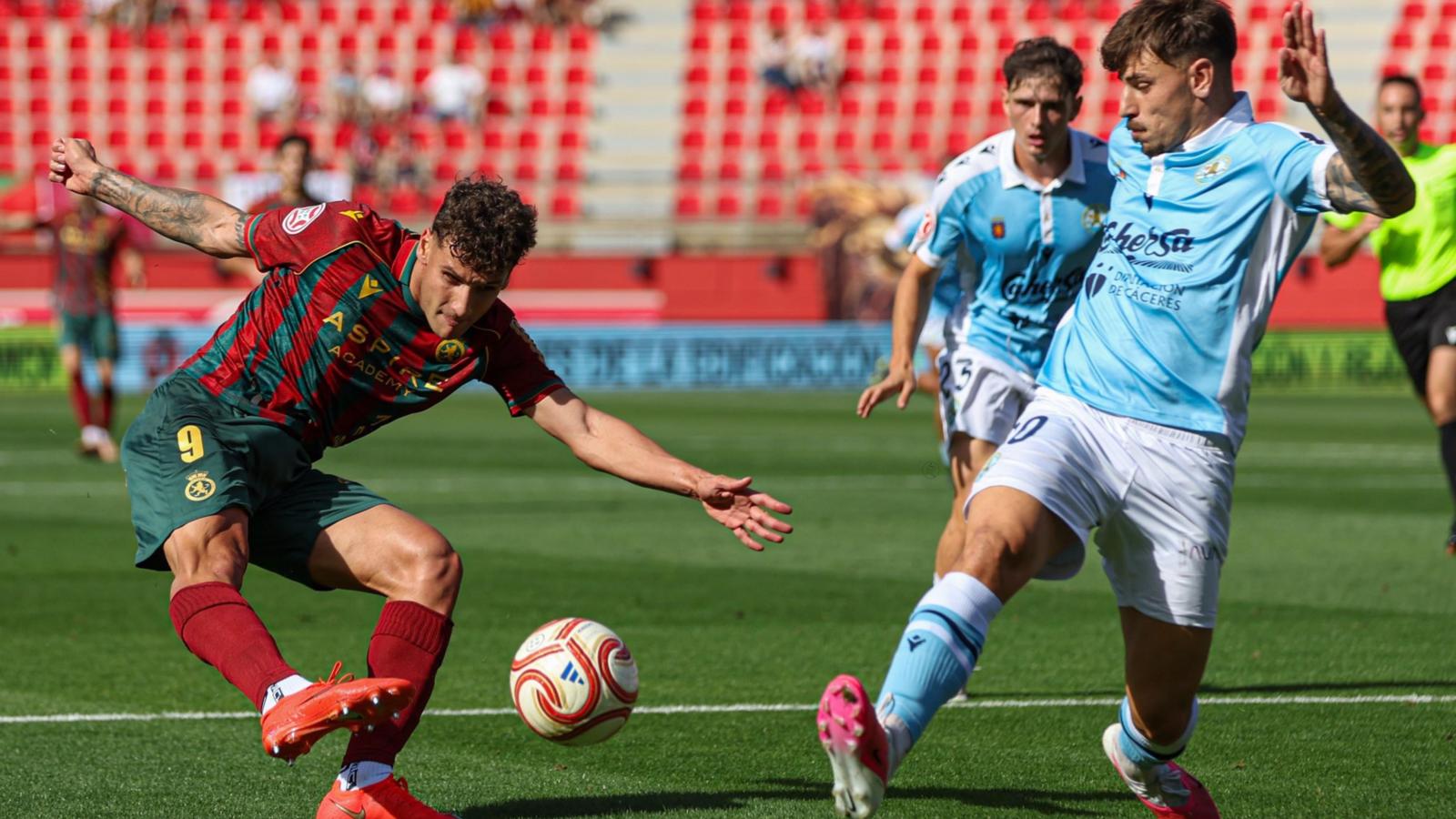 Partido Coria-Cultural Leonesa. 