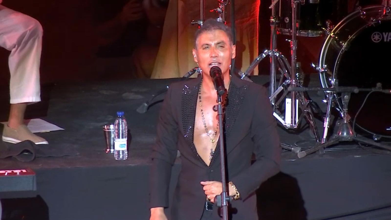Pitingo reivindica en Mérida sus raíces flamencas con la gira ‘Pitingo y punto’