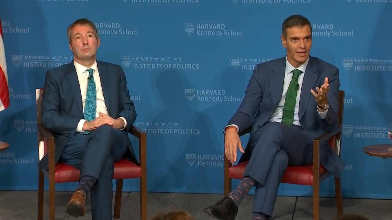 Pedro Sánchez, presidente del Gobierno, durante una intervención en el John F. Kennedy Jr. Forum, de la Universidad de Harvard
