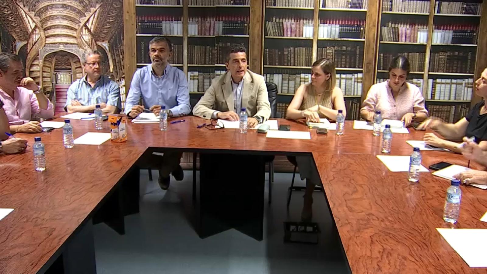 Reunión del sector del transporte escolar con la Junta de Extremadura