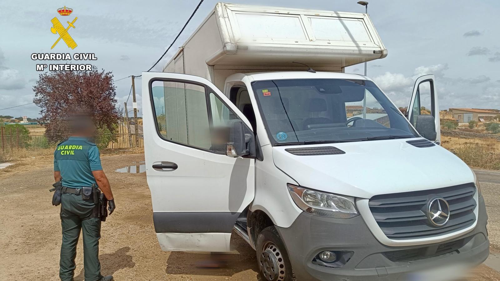 Recuperado en Cáceres un camión sustraído en Guipúzcoa y detenido su conductor
