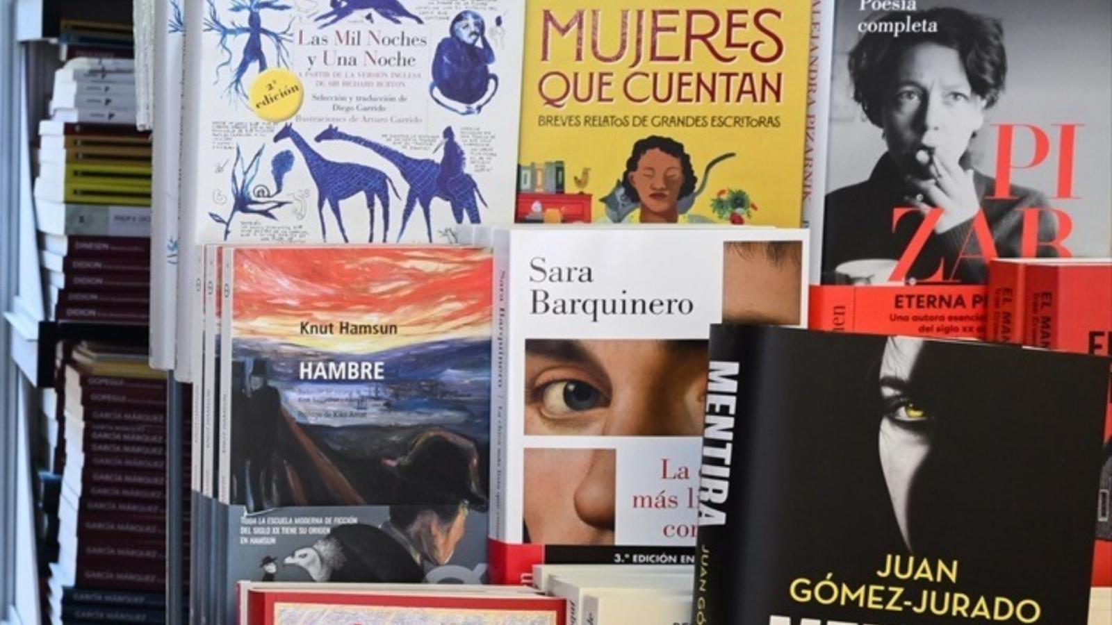 El programa 'Literatura en mi pueblo' llevará la creación literaria a zonas rurales de Cáceres