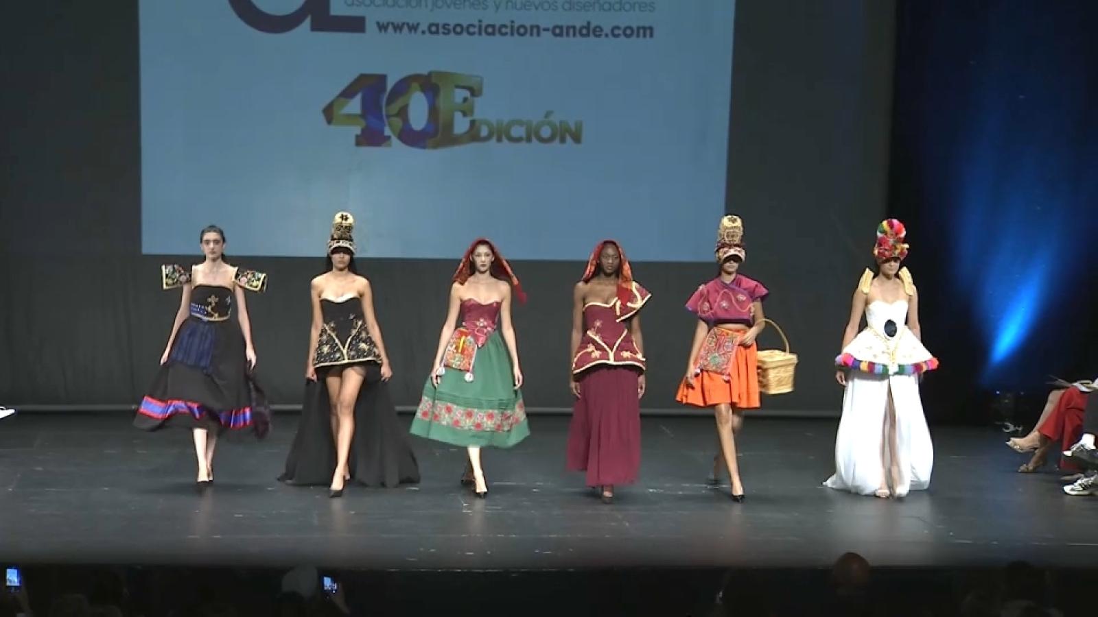 Cáceres premia el talento emergente de la moda extremeña