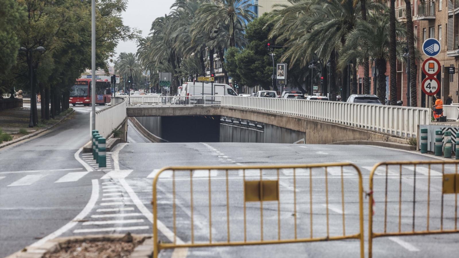 Túneles cortados por previsión por posibles inundaciones provocadas por las fuertes lluvias