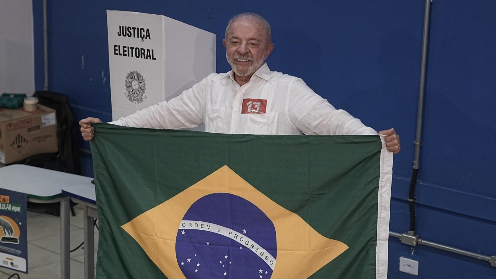 El presidente de Brasil y candidato a la reelección por el gobernante Partido de los Trabajadores, Luiz Inácio Lula da Silva