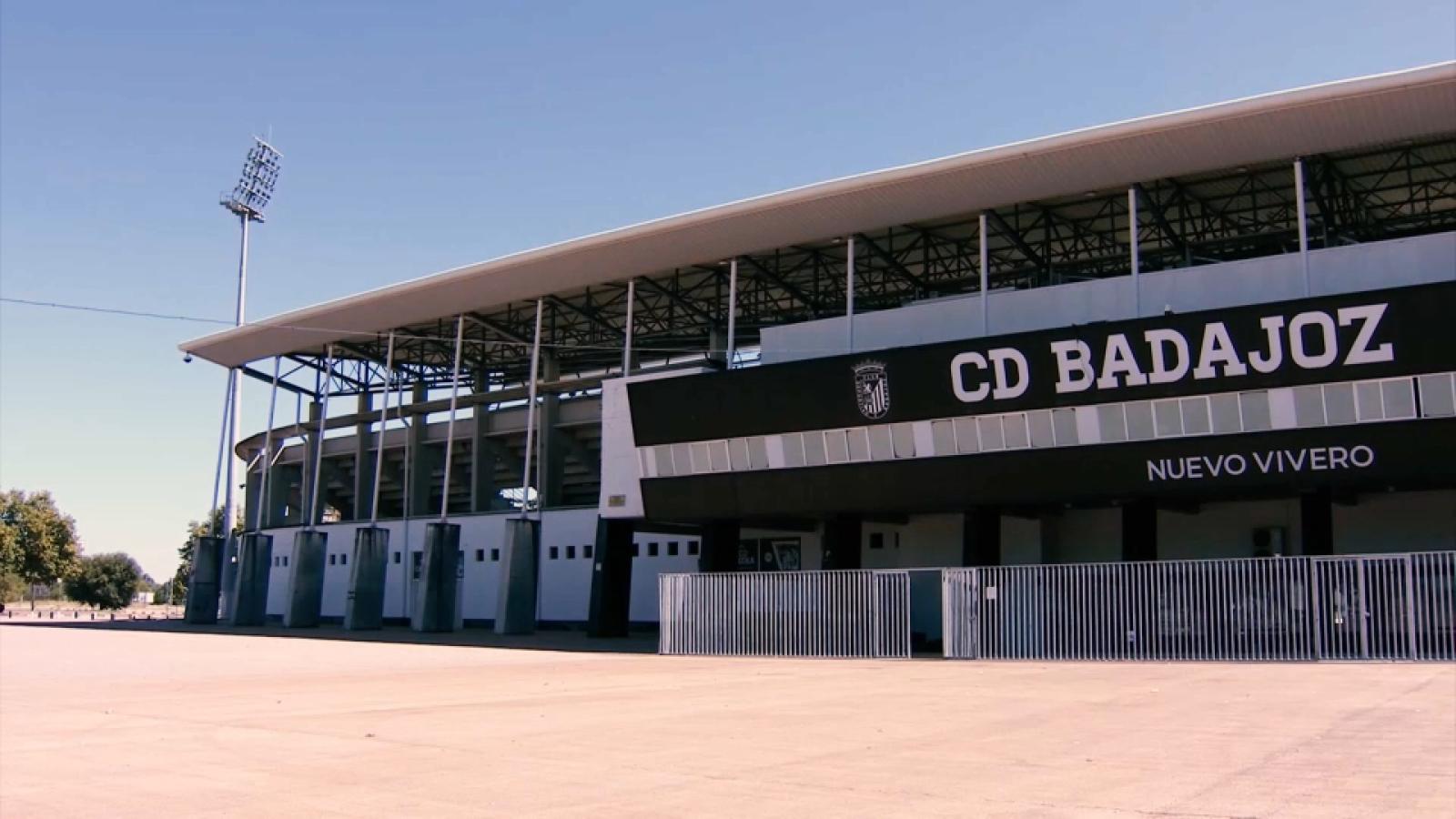 Exterior del estadio Nuevo Vivero de Badajoz